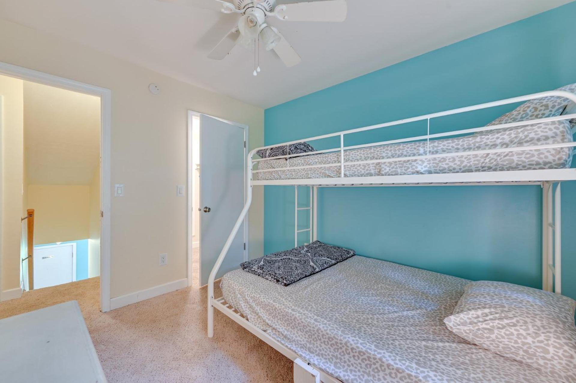 Lake George Family Vacation Home Екстериор снимка