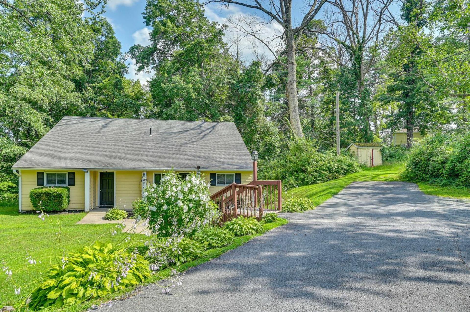 Lake George Family Vacation Home Екстериор снимка